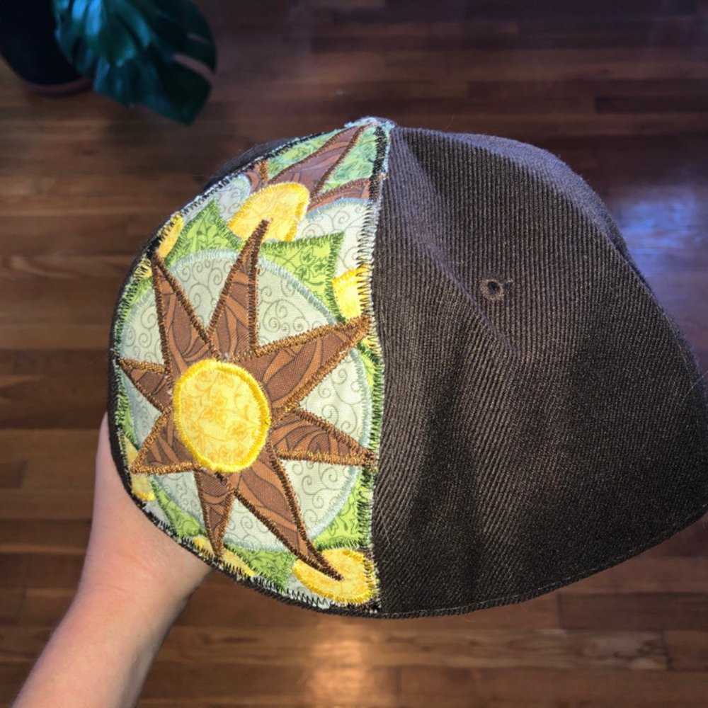 Fitted Sun and Buddha patchwork hat - Picture 2 of 5
